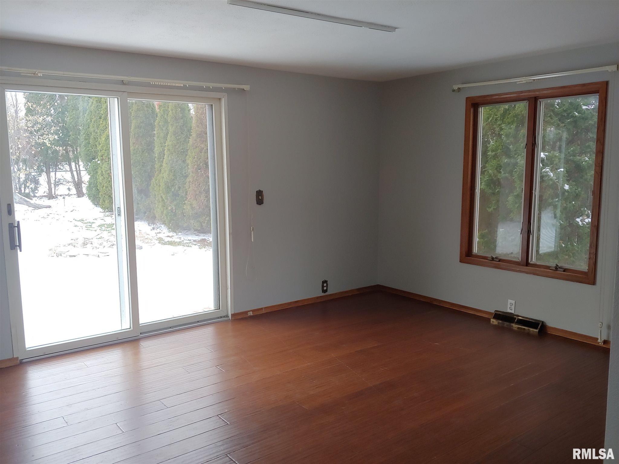 606 Devonshire Road Washington, IL 61571 - Photo 7 of 34 Gallery Image 7