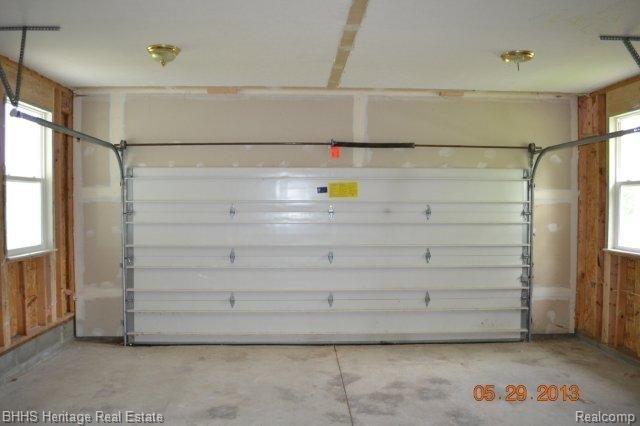 3163 South Bull Run Road Howell, MI 48843 - Photo 25 of 25 Garage