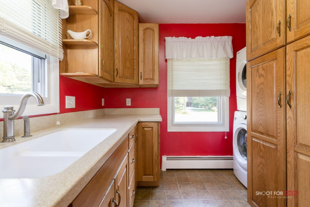 1881 West Giles Road Muskegon, MI 49445 - Photo 7 of 36 0013ADD ADDRESSLoRes