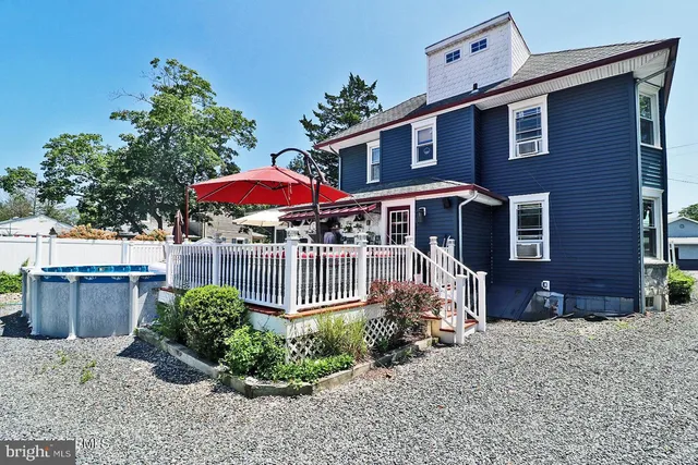 a view of outdoor space yard and patio