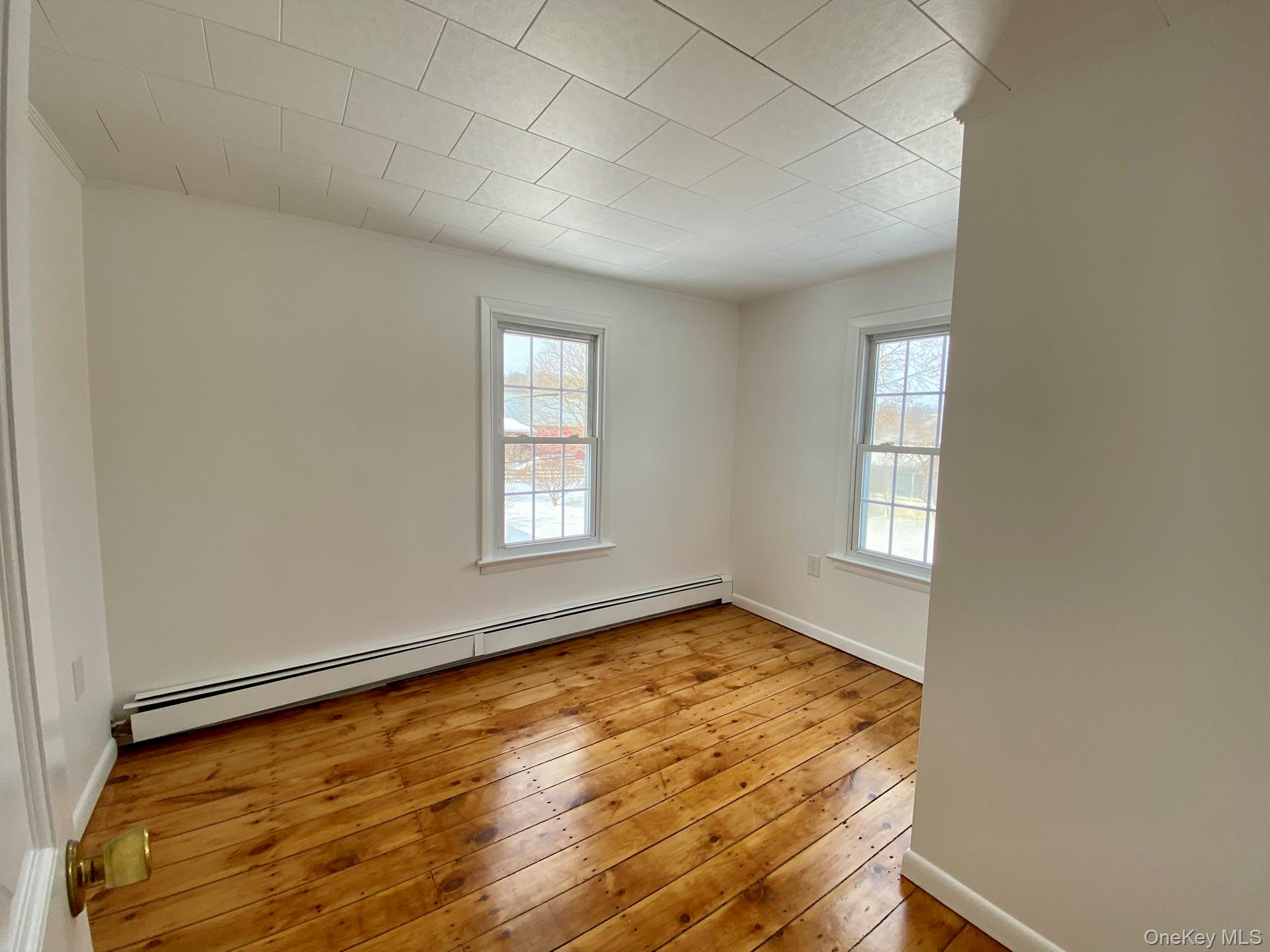 42 Amity Road Warwick, NY 10990 - Photo 24 of 33 Guest bedroom.
