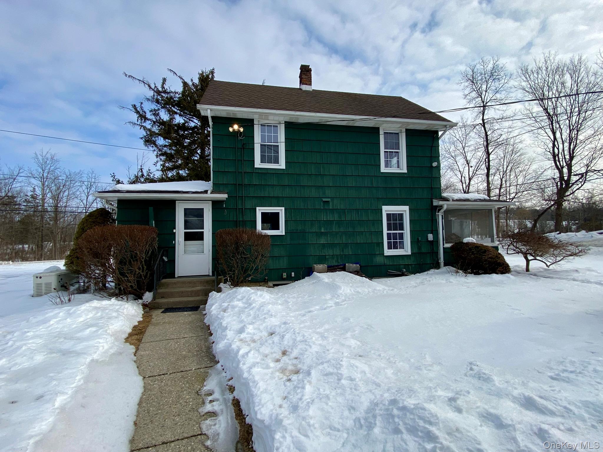 42 Amity Road Warwick, NY 10990 - Photo 5 of 33