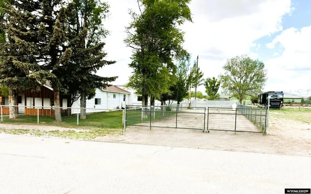 $249,900 | 314 South Labarge Street, La Barge, WY 83123