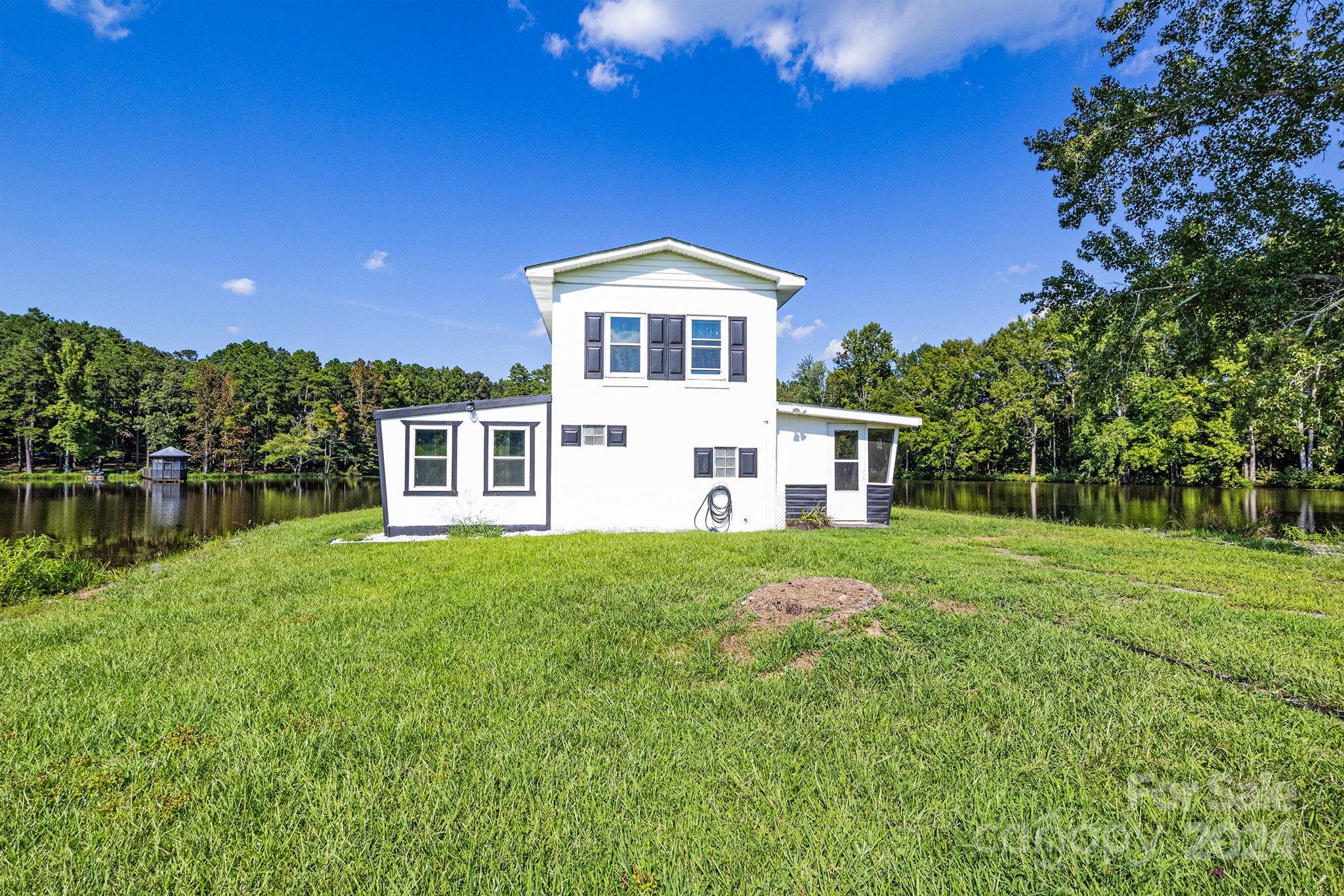 373 Lakewood Road, Unit B Oakboro, NC 28129 - Photo 2 of 26