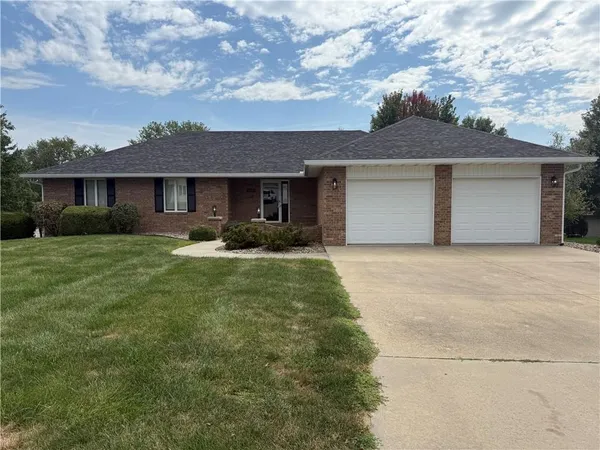 $455,000 | 719 South Alco Avenue, Maryville, MO 64468