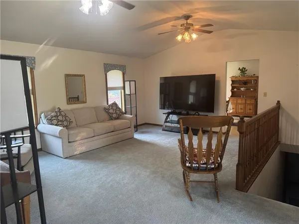 $455,000 | 719 South Alco Avenue, Maryville, MO 64468