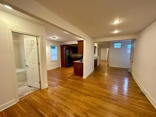 $5,500 | 182-184 Cabot Street, Unit 182, Newton, MA 02458