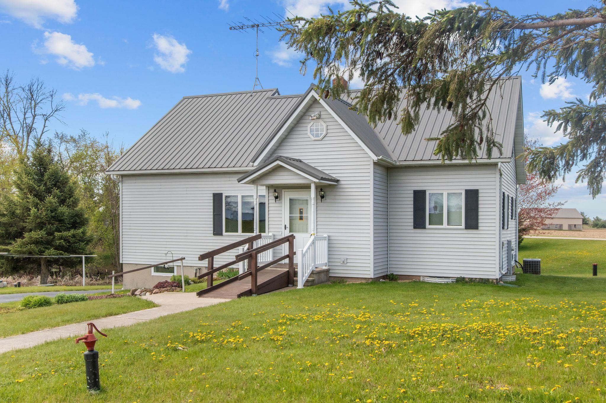 W9789 River Bank Road Clintonville, WI 54929 - Photo 41 of 55