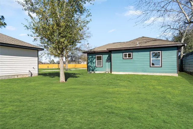 $355,000 | 4656 North Teague Street, Rosharon, TX 77583