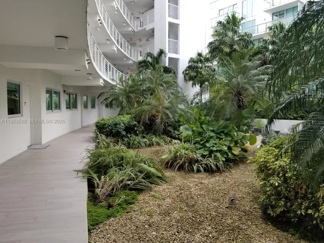 $3,800 | 6580 Indian Creek Drive, Unit 201, Miami Beach, FL 33141