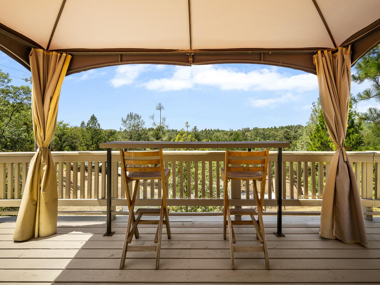 17065 Niles Road Jackson, CA 95642 - Photo 3 of 26 a view of ocean from balcony