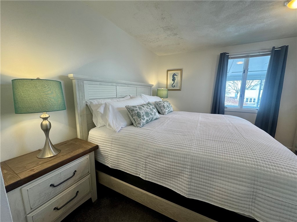 7 White Cap Road Narragansett, RI 02882 - Photo 18 of 33 Bedroom 1 with King bed