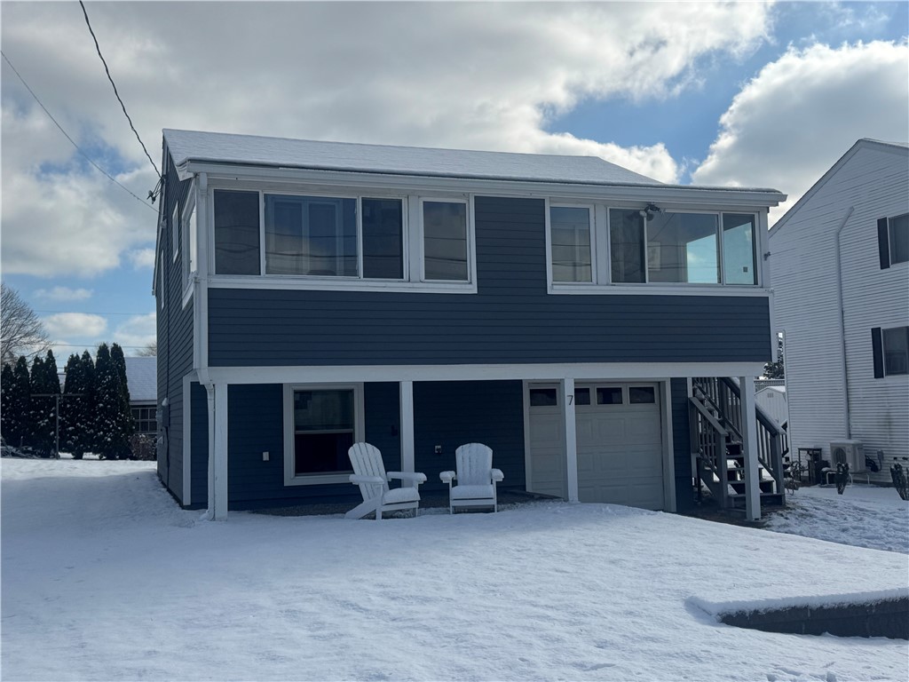 7 White Cap Road Narragansett, RI 02882 - Photo 2 of 33