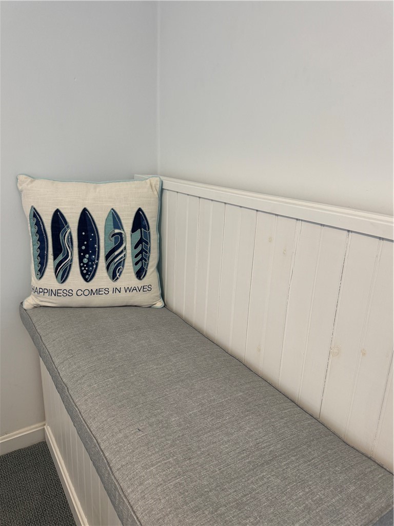 7 White Cap Road Narragansett, RI 02882 - Photo 27 of 33 Built in seat bench