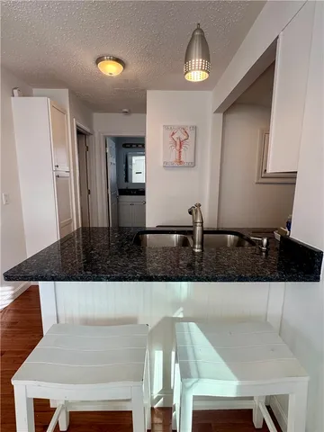 $2,300 | 7 White Cap Road, Narragansett, RI 02882