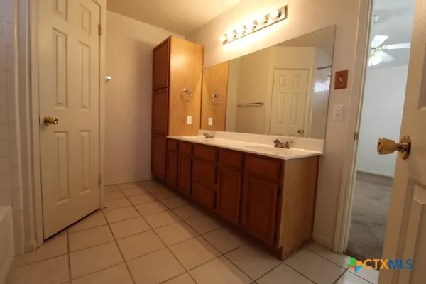 $1,550 | 5211 James Loop, Killeen, TX 76542