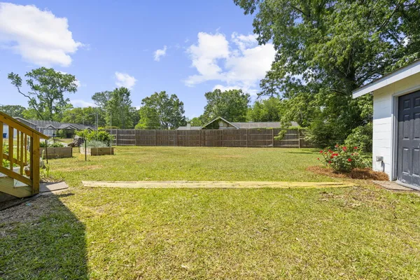 $2,100 | 2217 Doris Drive, Charleston, SC 29414