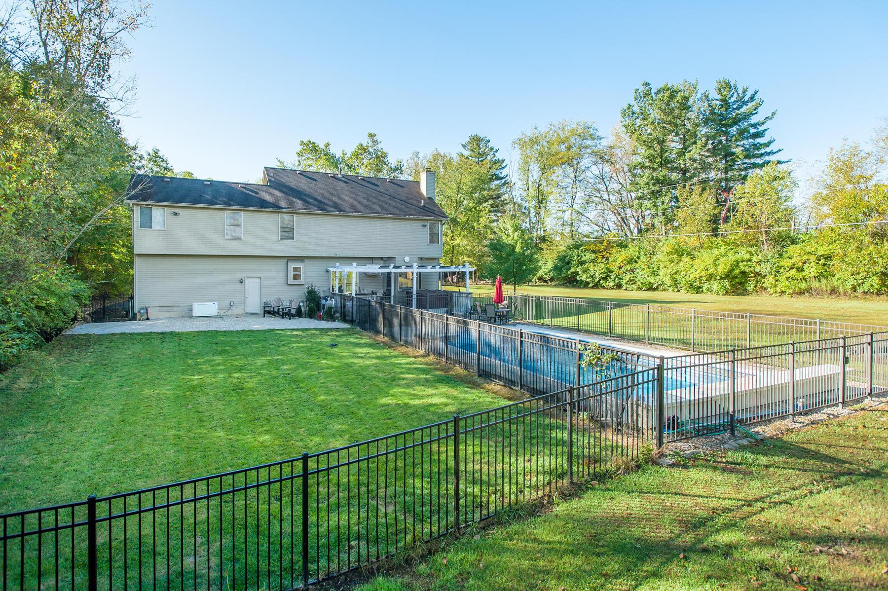 544 Armstrong Road Delaware, OH 43015 - Photo 4 of 42