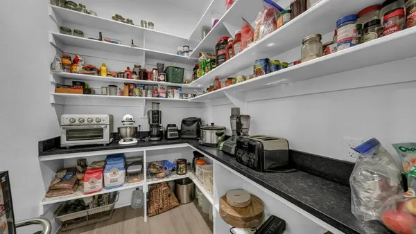 $1,500,000 | 1098 Paradise Parkway, Poolville, TX 76487