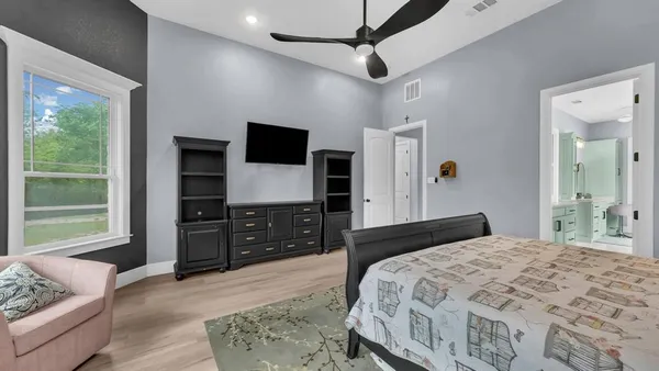 $1,500,000 | 1098 Paradise Parkway, Poolville, TX 76487