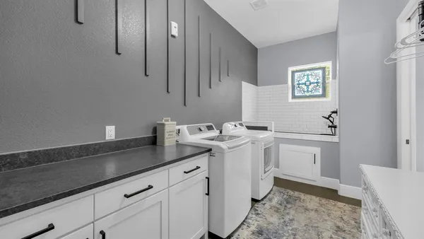 $1,500,000 | 1098 Paradise Parkway, Poolville, TX 76487