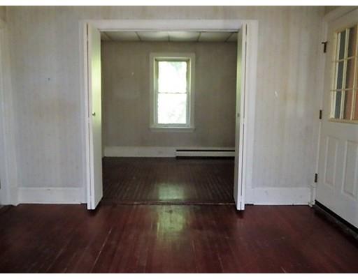 153 Barrington Road Longmeadow, MA 01106 - Photo 5 of 18 Gallery Image 5