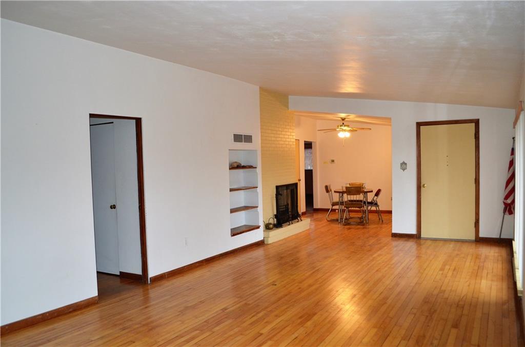 523 Reuschell Drive Apollo, PA 15613 - Photo 3 of 20 Gallery Image 3