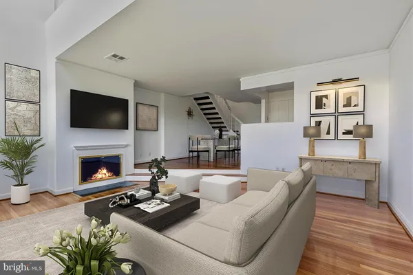 $4,250 | 2501 M Street Northwest, Unit 722, Washington, DC 20037