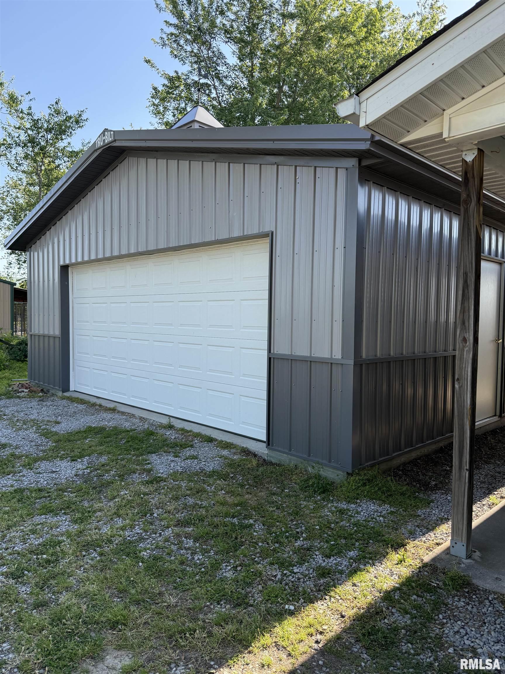 13041 Pittsburg Road Marion, IL 62959 - Photo 6 of 21