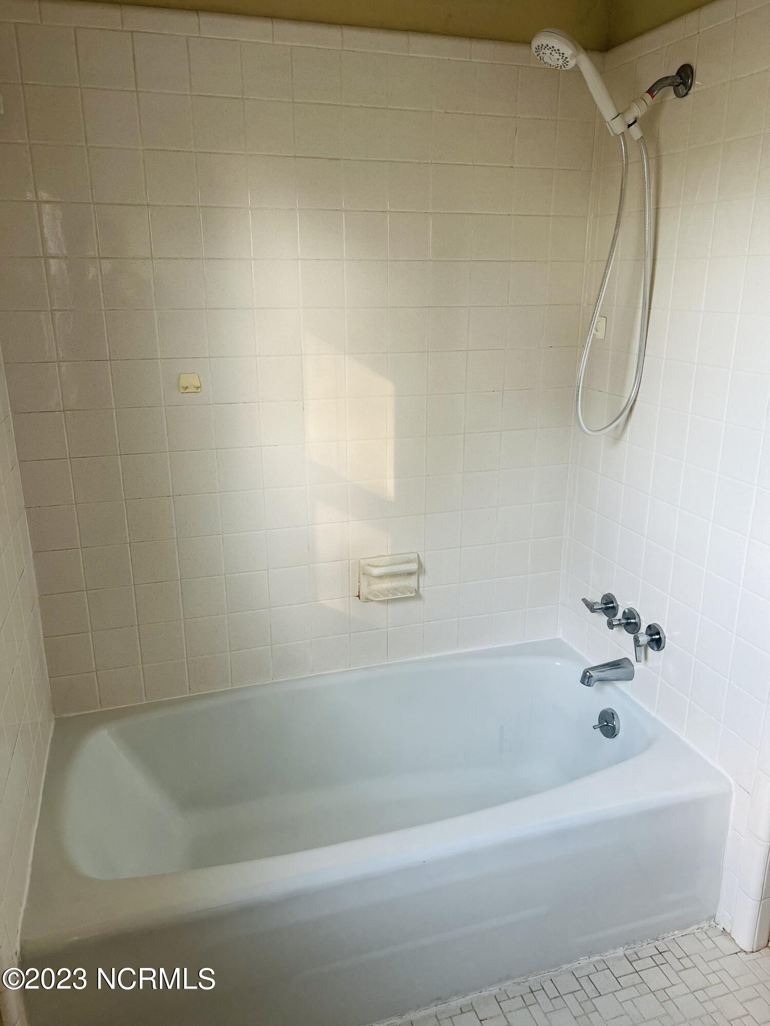 4130 Terrace Drive Ayden, NC 28513 - Photo 32 of 32 IMG_5662