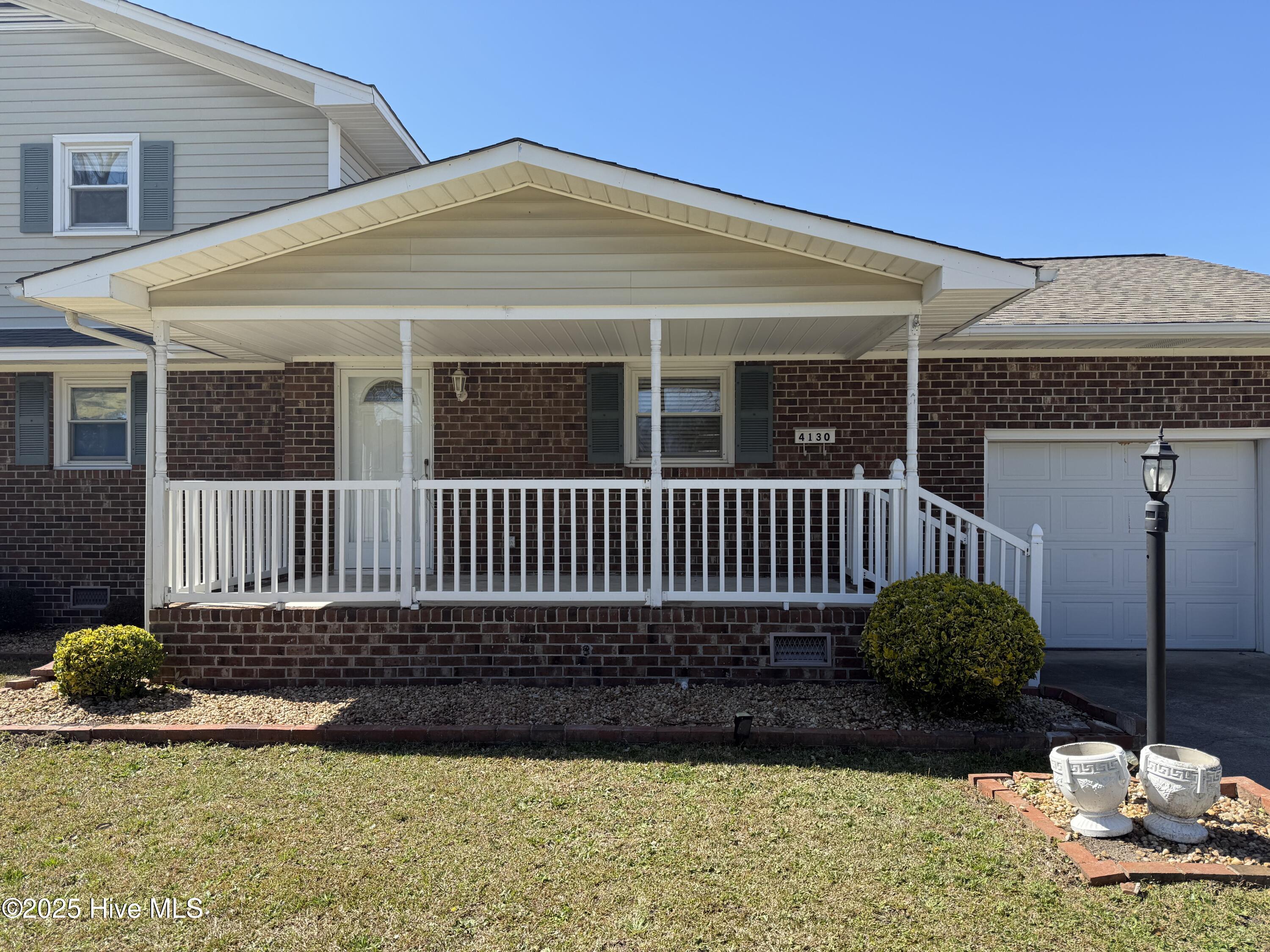 4130 Terrace Drive Ayden, NC 28513 - Photo 4 of 32 IMG_1383