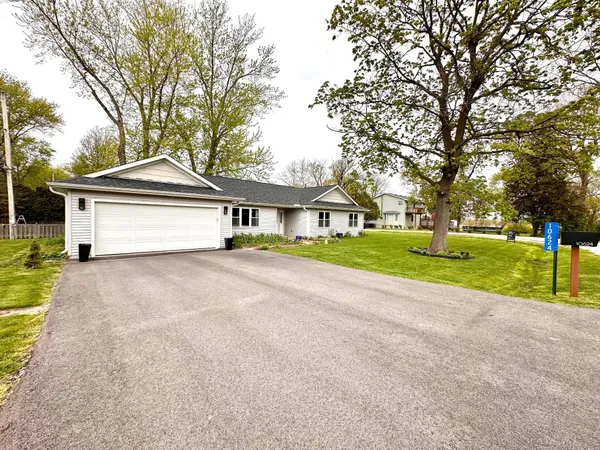 $369,900 | 10624 284th Avenue, Trevor, WI 53179