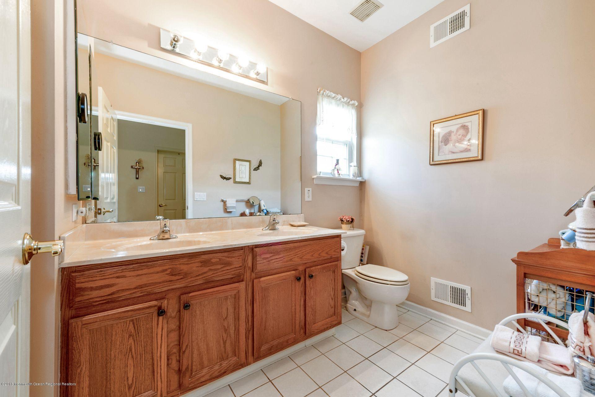 113 Eleanor Road Manchester Township, NJ 08759 - Photo 12 of 15 Master Bath