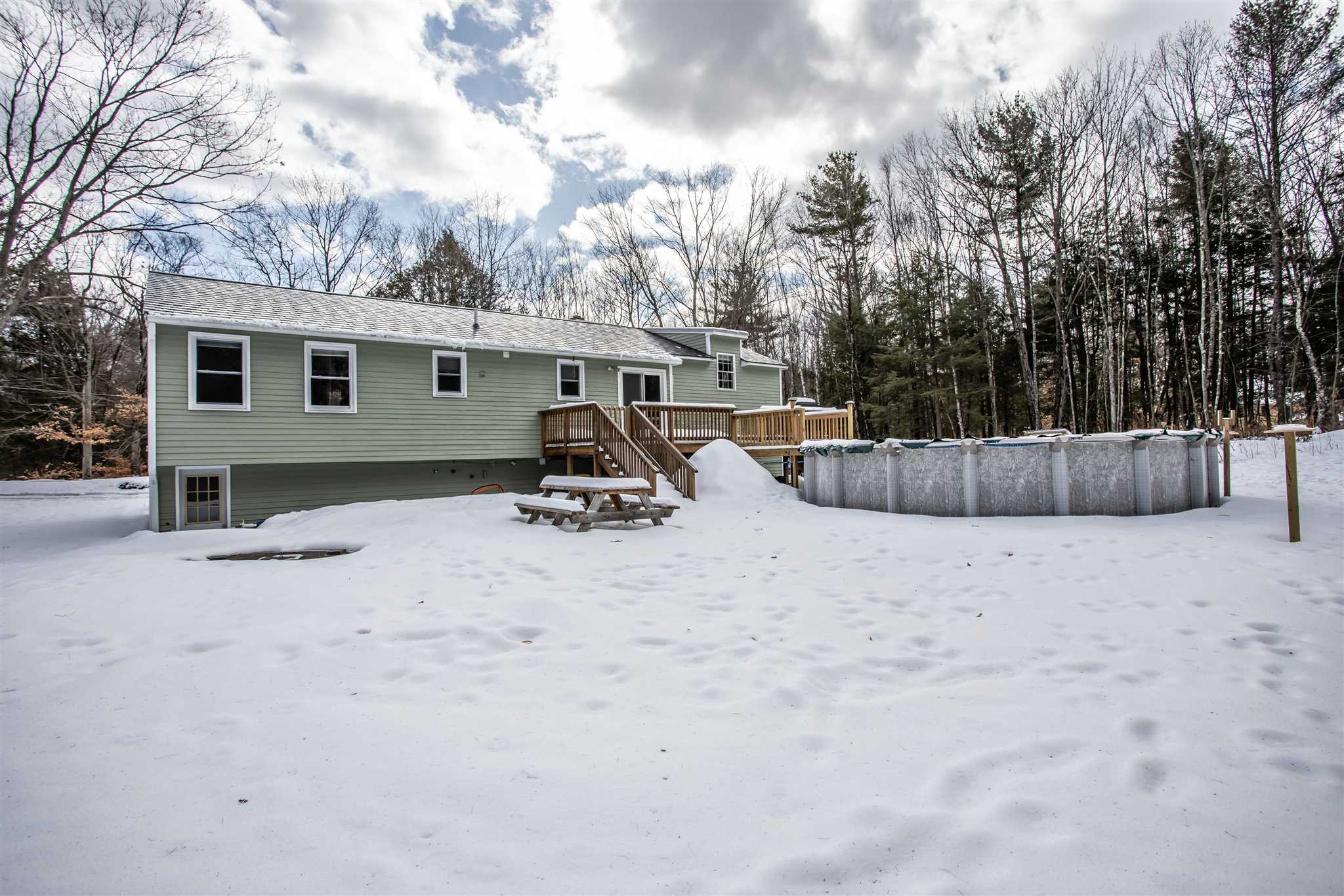 184 Oak Hill Road Weare, NH 03281 - Photo 17 of 19