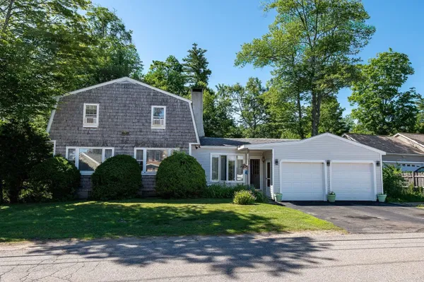 $549,900 | 89 St James Avenue, Milton, NH 03851