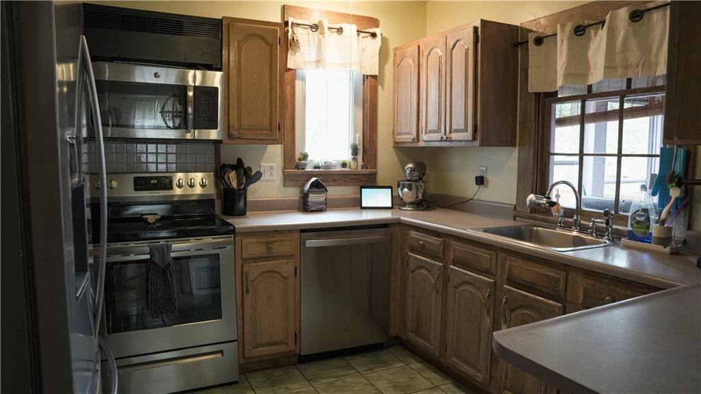 19 Locust Road, Unit 221 Laughlintown, PA 15655 - Photo 18 of 36