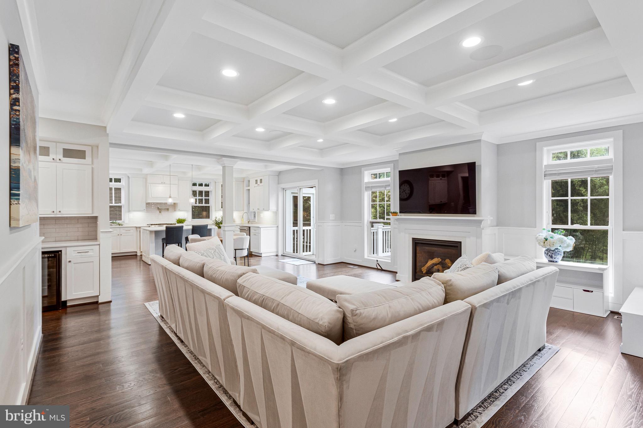 4027 25th Road North Arlington, VA 22207 - Photo 5 of 91 Gallery Image 5