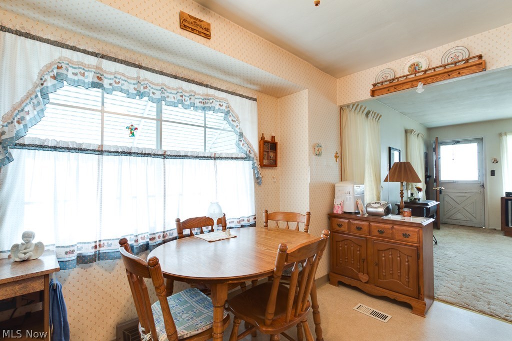13304 Havana Road Cleveland, OH 44125 - Photo 9 of 21