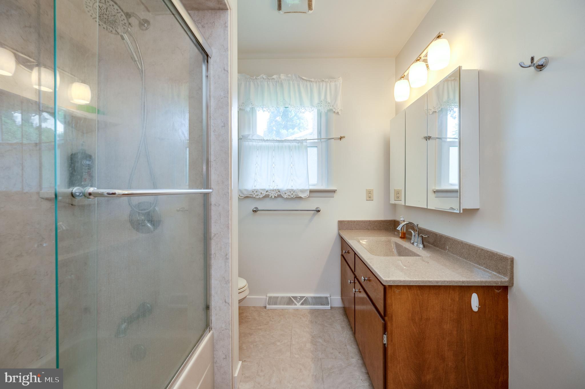 410 Friedensburg Road Reading, PA 19606 - Photo 19 of 38