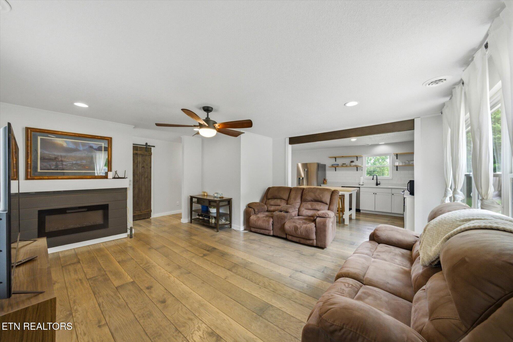 112 County Road 142 Riceville, TN 37370 - Photo 10 of 32 09-112-Co-Rd-142-Riceville-TN-9