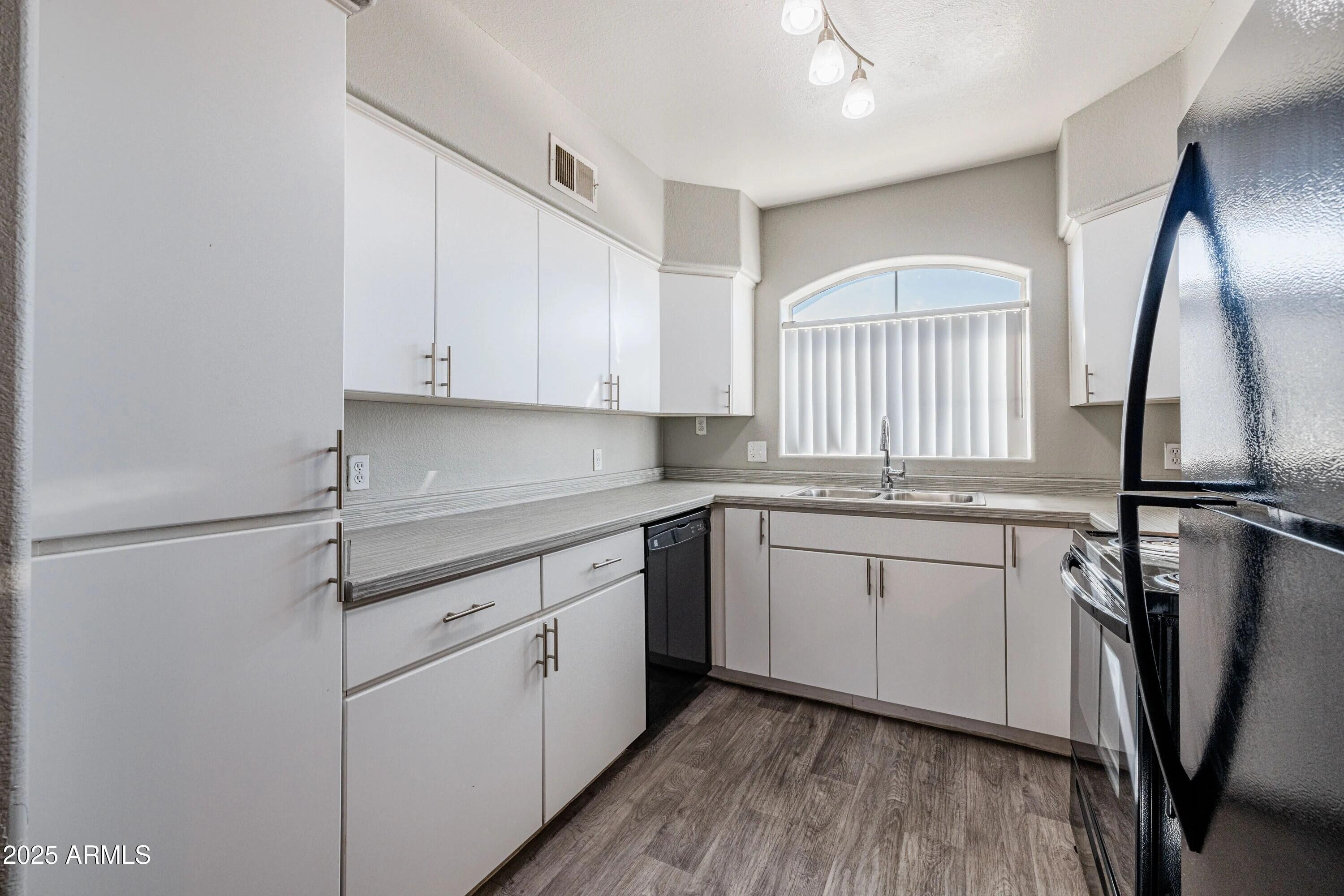 5151 East Guadalupe Road, Unit B1 Phoenix, AZ 85044 - Photo 3 of 21 Photo #3