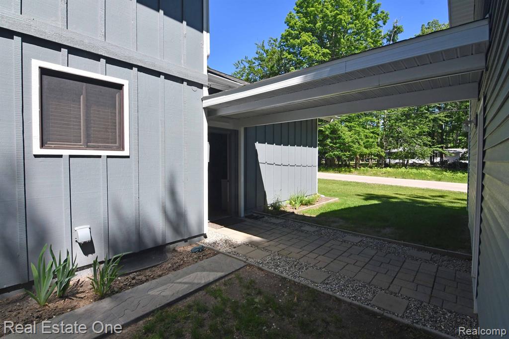 4092 Pheasant Road Lincoln, MI 48742 - Photo 5 of 43