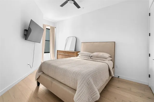 $372,500 | 800 Embassy Drive, Unit 421, Austin, TX 78702