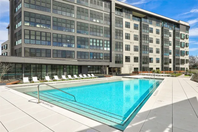 $372,500 | 800 Embassy Drive, Unit 421, Austin, TX 78702