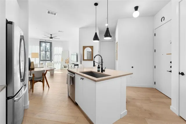 $372,500 | 800 Embassy Drive, Unit 421, Austin, TX 78702