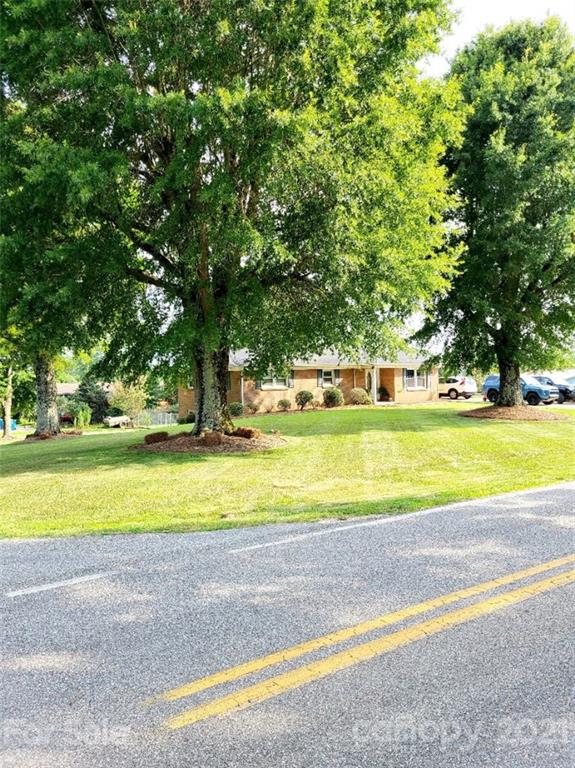 971 Icard Ridge Road Taylorsville, NC 28681 - Photo 3 of 30 Gallery Image 3