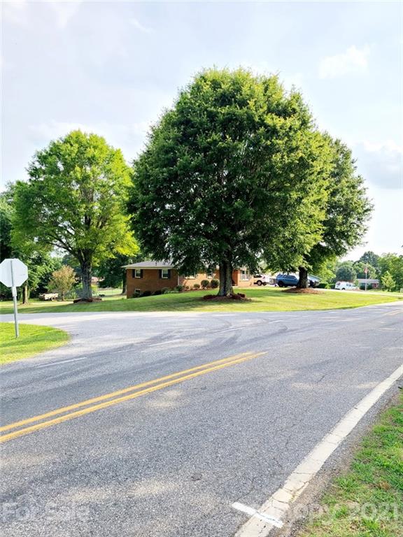 971 Icard Ridge Road Taylorsville, NC 28681 - Photo 6 of 30 Gallery Image 6