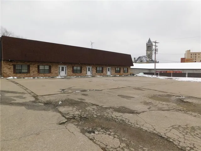$4,500 | 72 North Gallatin Avenue, Uniontown, PA 15401