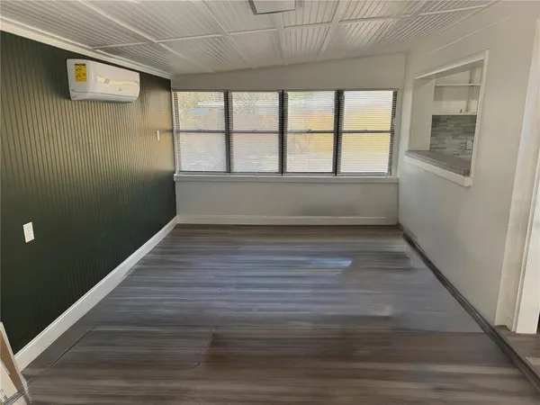 a view of a window in a room