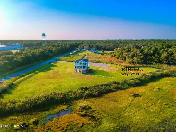 $265,000 | 306 Nicholas Way, Hubert, NC 28539